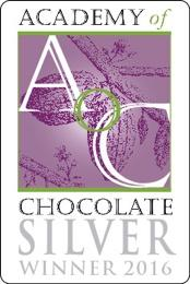 chocome Raffinée RF107 Tonkababos tejcsokoládéval bevont avolai mandula - International Chocolate Awards 2015, Eastern European GOLD medal -