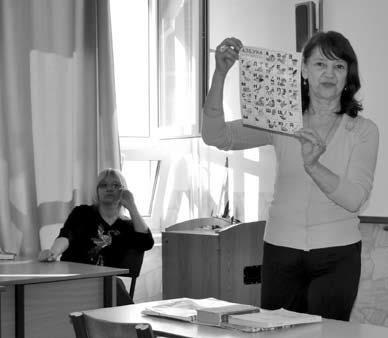 Elek Vidorné igazgatóhelyettes asszony iskolánk