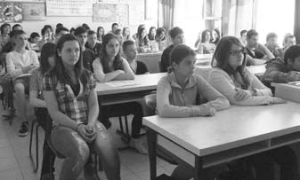Laskovicsikrek Nagyon szépen köszönjük a megtisztelő meghívást volt iskolánknak, és még legalább ennyi évet