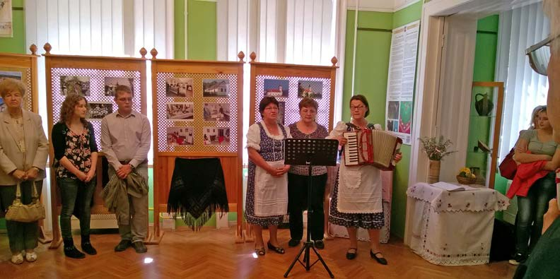 Geresdlaki Hírmondó 3 Geresdlak kiállítás Orosházán Orosházán megnyílt Geresdlak vándorkiállítása szeptember 30-án.