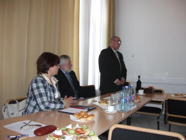 A cégvezetés részéről, Dr. Rédei István a CO-OP STAR ZRT Elnök- Vezérigazgatója elmondta, hogy a 2013. évben egyik fő feladatnak tekintik a szolgáltatások körének a bővítését.