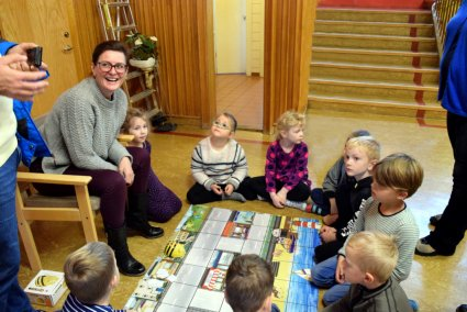 Í íþróttatímum er einbeitingin á hreyfingu og að njóta sín.