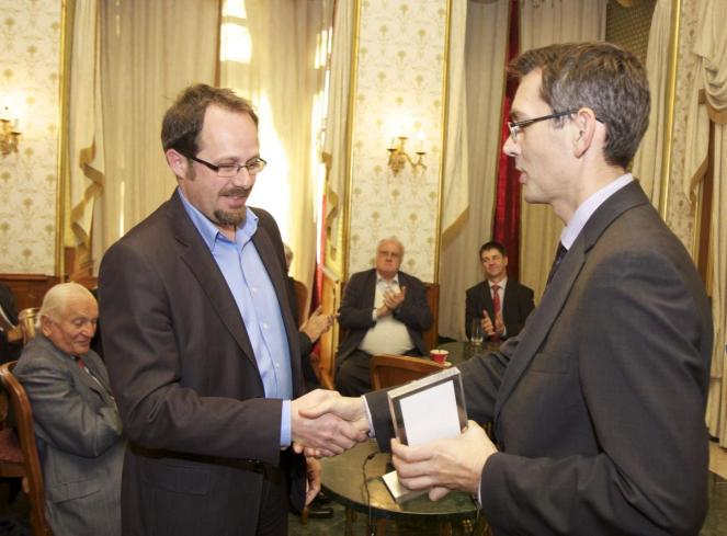 Az Év Projektmenedzsere 2012 A Projektmenedzsment Kiválóság Tábla (a HTE is alapító tagja) ítéli oda, immár 12.