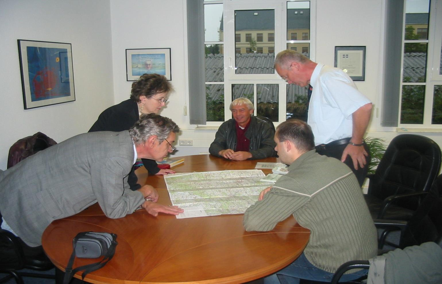 2004.