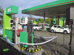 A biometán elôállítása és alkalmazása Hamarosan az Európai Unióban a felhasznált gépjármű-hajtóanyagokban a megújuló energiaforrások részarányának el kell érnie a tíz százalékot, ez pedig a biometán