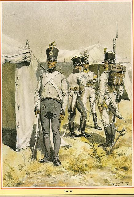 kamásli nélkül. A magyar ezredek világoskék szűk nadrágját úgy szabták, hogy feszesen a lábszárhoz simult.