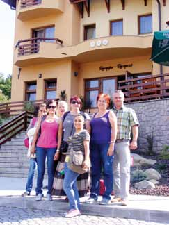 Câștigătorii ECO în excursie la Praid Alexandra, Julia și Olga alături de instructorii de educație și directorul adjunct al DGASPC Mureș, Elida Deak Alexandra Maria Râmba de la CTF Sângeorgiu de
