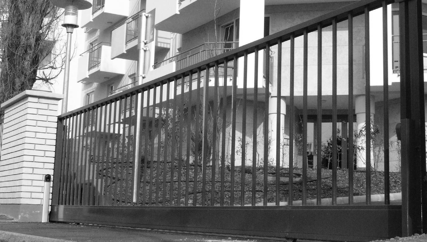 TA R TA LO M A MEGOLDÁSAINK BERENDEZÉSEINK 2 25 É V B I Z A LO M SZAKÉRTELEM M I N Ő S ÉG 01 02 03 04 05 06 07