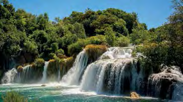 100 HRK/fő Dubrovnik, Ferences kolostor: kb. 40 HRK/fő Split, katedrális: kb. 25 HRK/fő Trogir, erőd: kb. 15 HRK/fő Trogir, Szt. Lőrinc katedrális: kb. 25 HRK/fő Krka Nemzeti Park: kb.