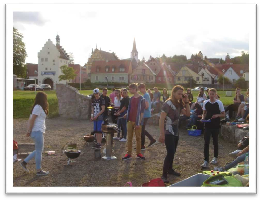 Kitzingeni diákcsere 2015/2016 Hollókő-Würzburg, Budapest-Nürnberg, Hatvan-Kitzingen. És mi ezt mind bejártuk!