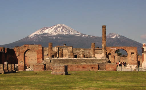 nap: Reggeli után szabad program vagy fak. program: Pompei-Vezúv: busz: 50 /fő + belépők: Pompeii: 12, Vezúv: 8 /fő. (kb. 9.30-16.30.) min. 8 fő. 3. nap: Reggeli után szabad program vagy fak.