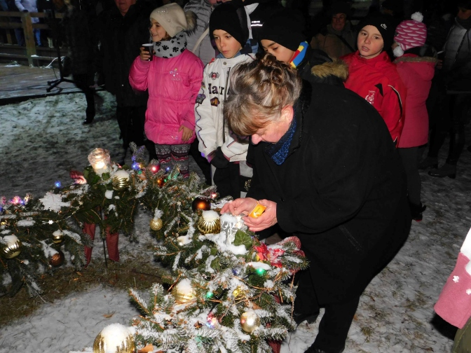 Iskolai Hírek 2016. december Karácsony és Álom hava November 17. Jókai színház Békéscsaba Légy jó mindhalálig előadás megtekintése a 7.-8. osztályos tanuló részvételével.