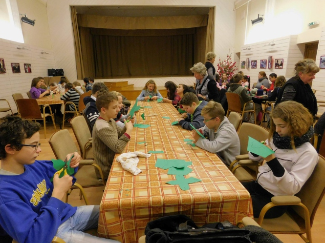 -ből 5 fő, a 8.-ból 5 fő vett részt. Szervező és lebonyolító: Gregus Ilona és Nagy Attiláné magyar tanárok November 28. 8. osztályos pályaválasztási szülői értekezlet.