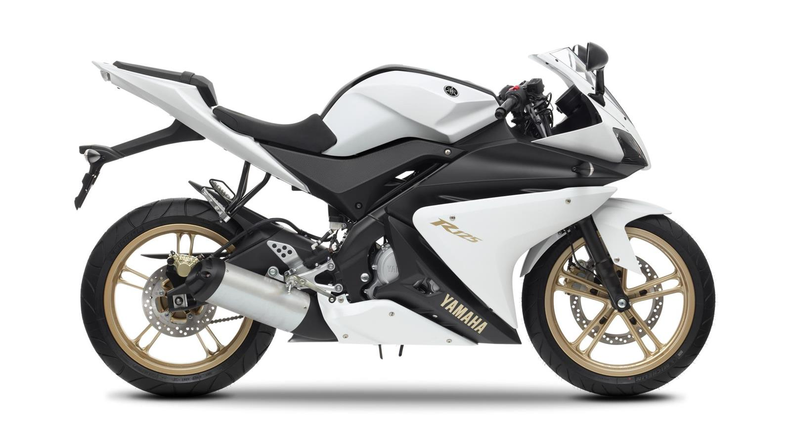 Színek YZF-R125 Race Blu Matt Grey Absolute White YEC-8 akkumulátortölt