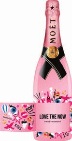 ár: 4564,38 karton ár/üveg: 1929,- 2449, 83 1 l: 3266,44 karton ár: 14 698,98 MOËT & CHANDON IMPERIAL ROSE CHAMPAGNE alk.