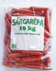 kockára.
