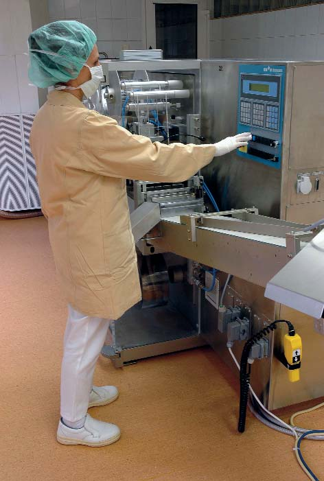 gyógyszeripari vállalatok A GMP illetve, GLP (Good Laboratory Practice), valamint a GDP (Good Distribution Practice) követelmények folyamatos betartását a GYEMSZI OGYI, valamint más külföldi