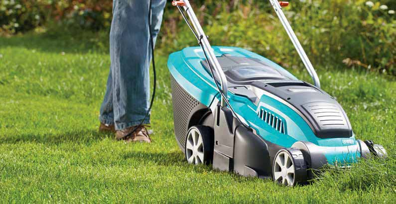 GARDENA Elektromos fűnyírók PowerMax Erőteljes és kényelmes KERTTECHNIKA A PowerMax elektromos fűnyírók a PowerPlus motornak és a DuraEdge duplán edzett precíziós késnek köszönhetően kiváló fűnyírást
