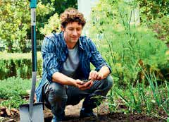 Fúrógépszivattyú 65 GARDENA Micro-Drip-System 66 GARDENA nyaralás alatti- / erkélyláda öntözés 78 GARDENA Pipeline 79 GARDENA Sprinklersystem 80 Süllyesztett esőztetők 81 Kötőelemek 84 Csövek 87