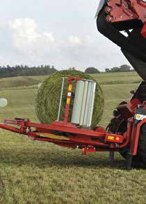 Az öt felszedőfog, a csigák és a rotor beállítása biztosítja a termény tökéletes felszedését és áramlását.