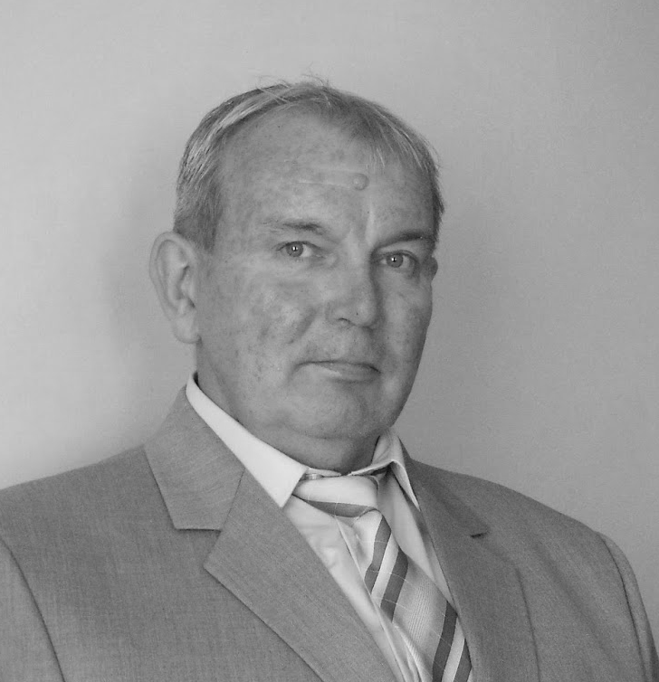 Gyászhír Paraszka János (1960-2016) 2016 november 2-án hosszan tartó, súlyos betegség után elhunyt Paraszka János.