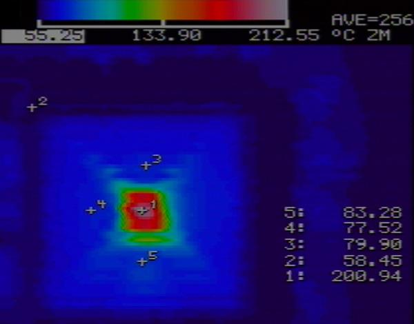 Infrared temperature map of the dual axis thermal accelerometer.