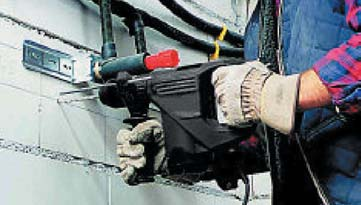 WÜRTH Szereléstechnika Kft. - 2040 Budaörs, Gyár u. 2. - Tel.: (00 36) 23/48-30 - Nyomtatva Magyarországon P 2 2040/M 022/H 09 0025/B 09 0025 /2003 Megnevezés Cse.