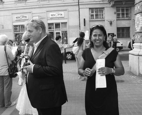 tôk maximális hasznot akarnak elkönyvelni, kimenekíteni és tisztára mosni, amilyen gyorsan csak lehet.