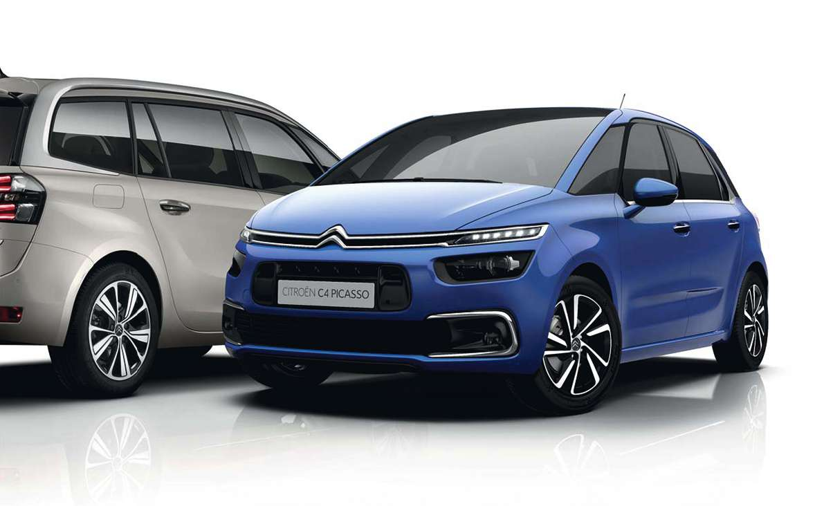 2 KAROSSZÉRIAVÁLTOZAT KOMPAKT, UGYANAKKOR TÁGAS Az új orr-résszel büszkélkedő új CITROËN C4 PICASSO és