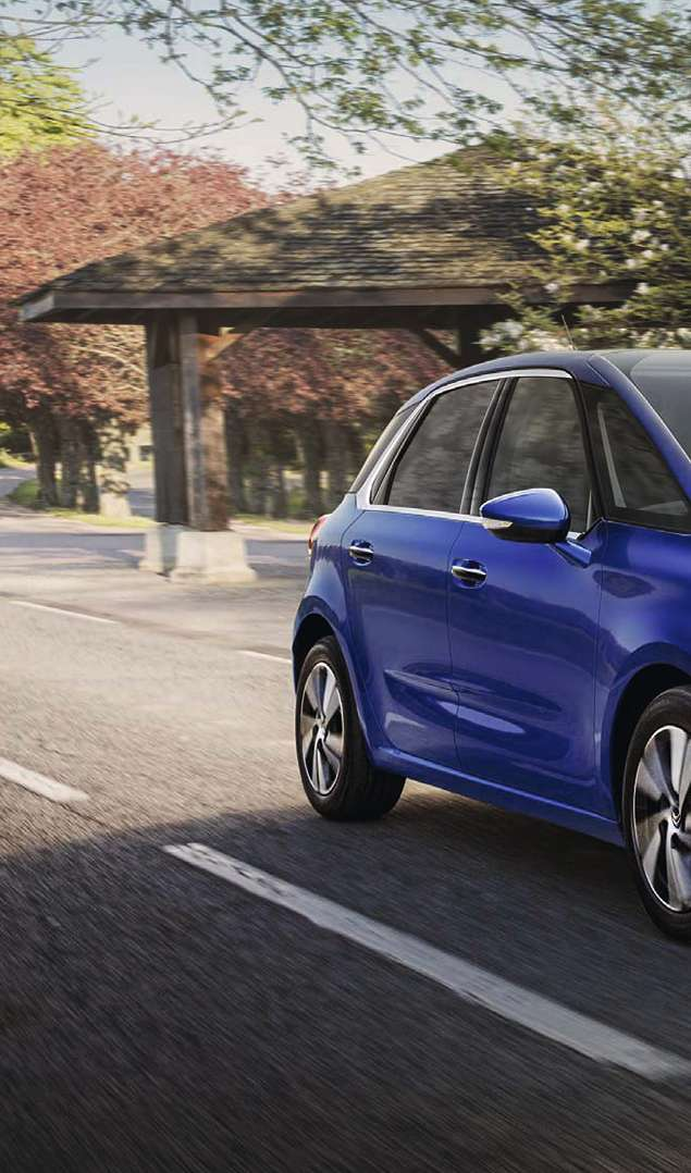 A CITROËN C4 PICASSO és GRAND C4 PICASSO fogyasztás és CO2-kibocsátás tekintetében benzines és dízelváltozataiban is az egyik