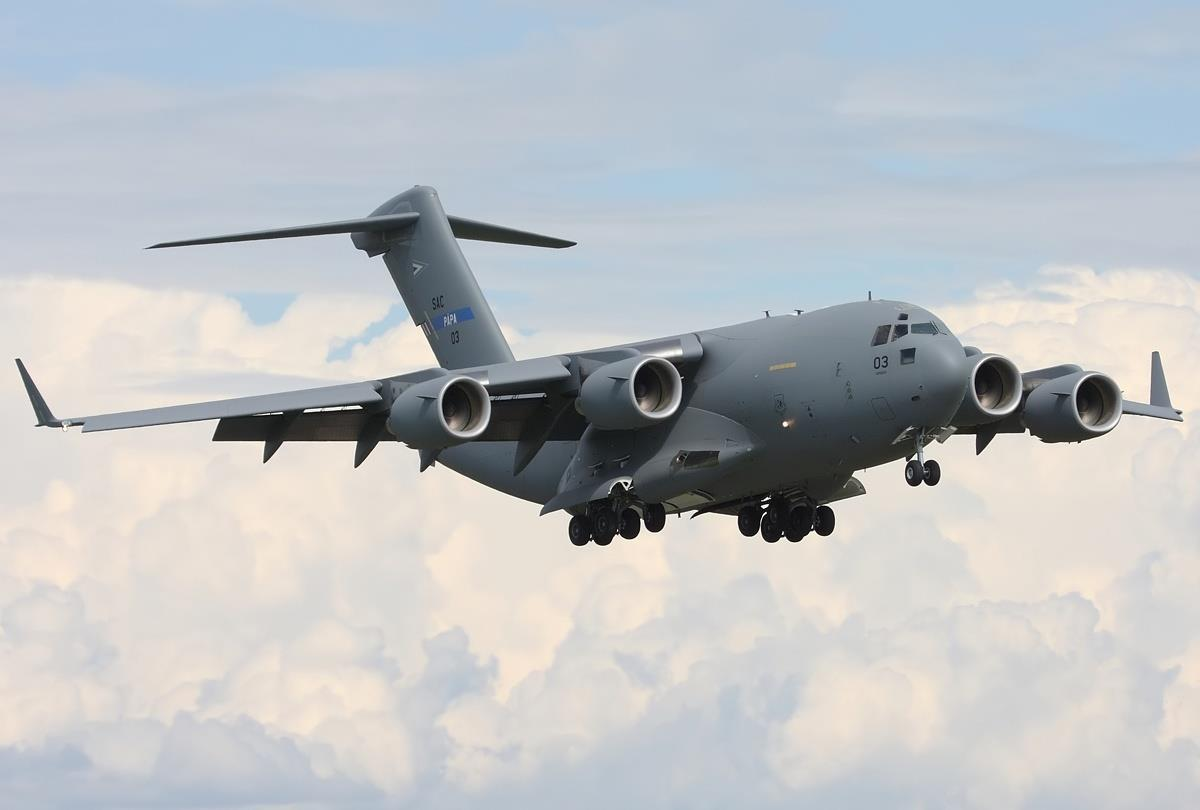 STRATEGIC AIRLIFT CAPABILITY Stratégiai Légiszállítási