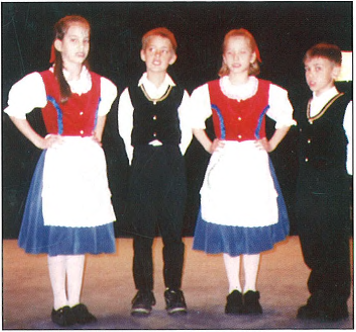 A kiadásért felelős: Hollósy Tiborné.