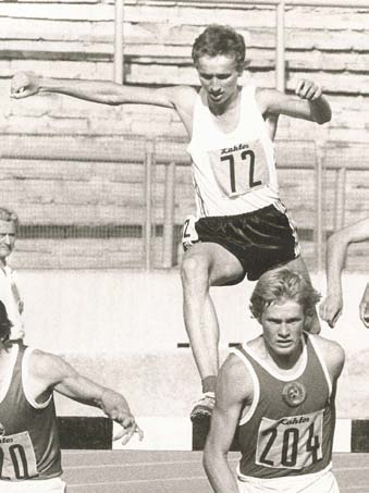 O R S Z Á G O S C S Ú C S O K Balogh Gyula 1961 2000 m ak. 5:41 korosztályos csúcs 1979 Lamuth Jakab 1964 3000 m 8:59.