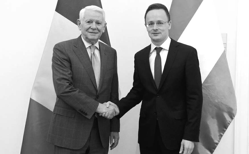 randevú terhes lány yahoo