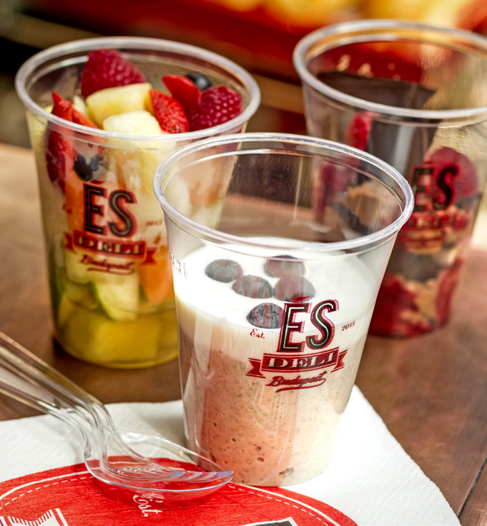 Vegetarians and health-conscious guests may choose fruit and vegetable juices to complement their meat-free