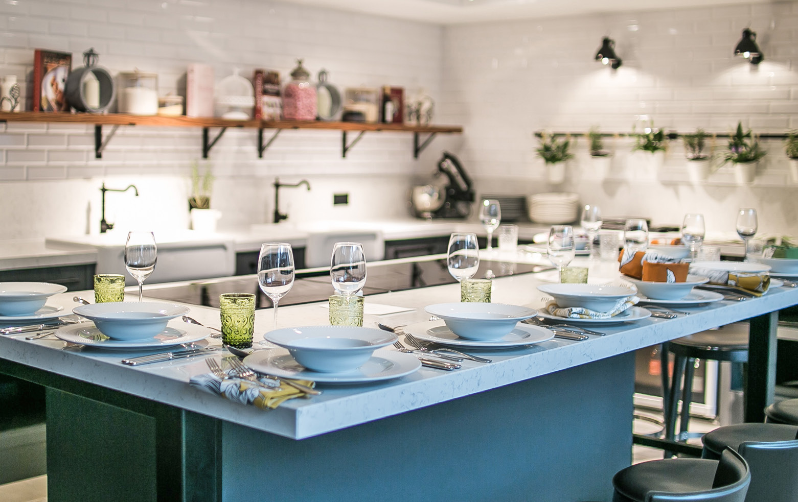 THE KITCHEN Rendezvényeihez extra élményt nyújt ez a rendhagyóan innovatív helyszín.