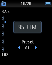 4.4 Rádió A főmenüből válassza az a radio módba való belépéshez. 1 Csatlakoztassa fejhallgatót A mellékelt fülhallgató antennaként is funkcionál.