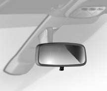 A hátulról jövő fény erősségétől függően a tükör szükség esetén automatikusan sötétebbre vált, hogy ne vakítsa el a vezető szemét.