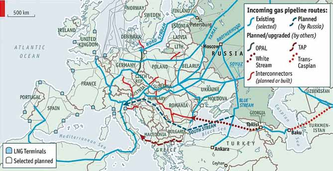4. kép: LNG-terminálok, működő és tervezett gázvezetékek Európában terminálokat, onnan már hagyományos földgázként viselkedik, így annak szállítása, az ellátási diverzifikáció kizárólag a meglévő
