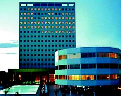 Hotel Marmala Antalya 2750 ton building floats