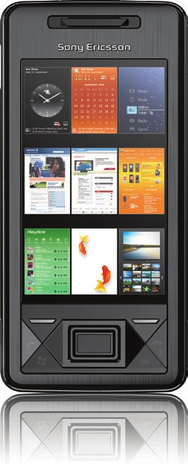 Sony Ericsson Xperia X1 Küső A Sony Ericsson eső Windows Mobie-aapú készüéke már a sajtófotókon is remekü mutatott, bár ez nem megepő. Kézbe véve azonban igazi uxusérzetet ket.