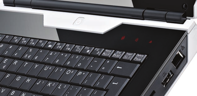 Digitáis kaauz teszt Fujitsu Siemens Amio Sa 3650 a kakukktojás A mezőny egyeten 13 coos versenyzőjeként a Fujitsu Siemens Amio Sa 3650 át rajthoz, és nem csupán kijezője tekintetében mutatott