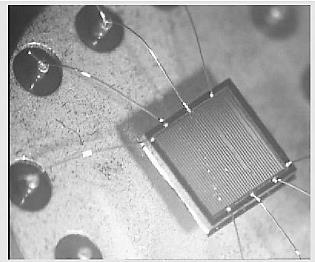 Nedvességérzékelés kémiai kapacitás Permeabilis Au elektróda Polimer réteg Fém elektróda Üveg