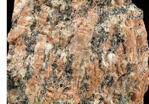 Ásványok és kőzetek ásvány: a földkéreg egynemű, egyetlen kémiai képlettel leírható szervetlen eredetű alkotóeleme (kb.