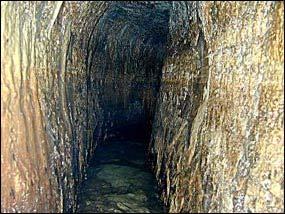 Jeruzsálem, Ezékiel alagútja Siloam alagút, épült Kr. e.