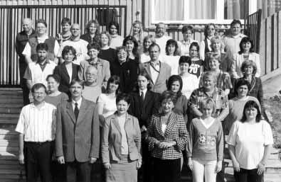Tanév az adatok tükrében Soósné Axmann Zsuzsanna matematika-kémia 2000 Sóspataki Tünde matematika-angol 2003 Sóvári László magyar-történelem 1996 Szabóné Básti Csilla angol-orosz 1995 Szászné Molnár