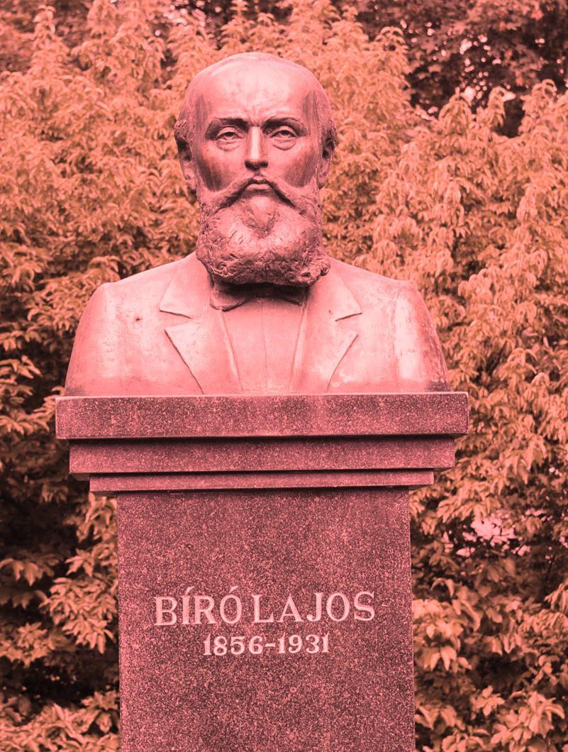 Tasnádon látta meg a napvilágot 1856. augusztus 28-án. Tanulmányainak első hat évét Tasnádon végezte Török Ferenc tanító alatt, aki meglátja érdeklődését a környező természet és élőlényei iránt.