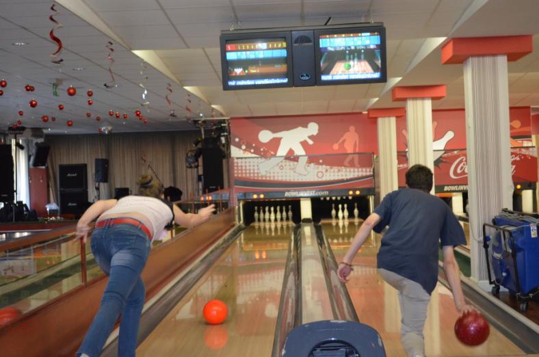 Bowling C tantárgy MVT: 30 fő szemeszter: 17 hallgató szemeszter: 18 hallgató szemeszter: 28 hallgató szemeszter: 21 hallgató Összesítve a féléveket, 75 hallgató vett részt a Bowling C