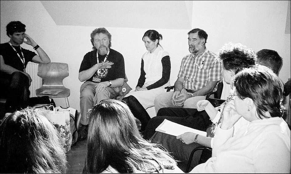 A Moszkva téren járva én is hiányoltam ezt, hiszen ott annyian szoktak evangelizációt tartani, különféle közösségek.