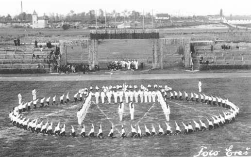 ex pannonia Istraživanja, studije, članci Vežbe na stadionu, 1936.